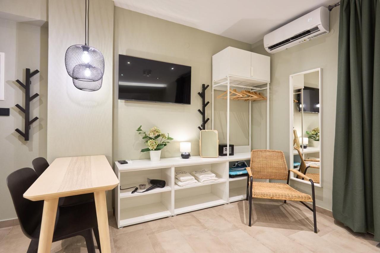 Néa Péramos Oisymi Luxury Studios מראה חיצוני תמונה